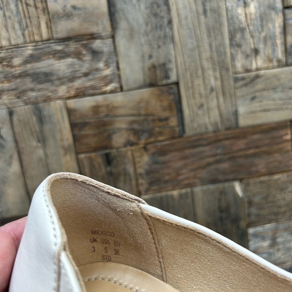 Hotter Mexico STD Comfort Concept Leather Flower Flat Size 5 - Picture 9 of 9